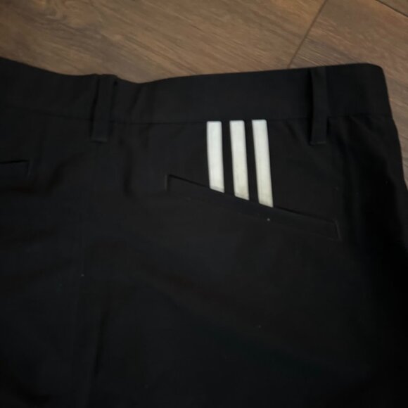 Adidas Men's Black Golf Shorts - Picture 5 of 5